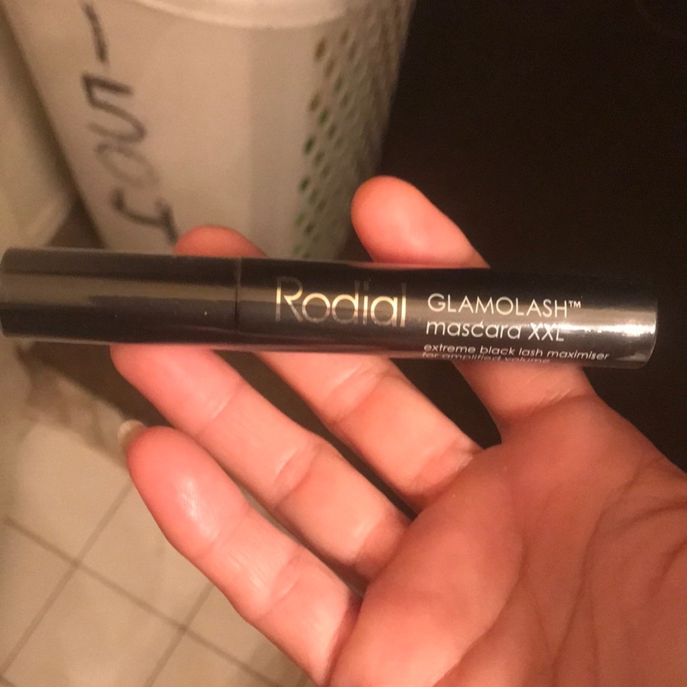 Rodial glamolash mascara XXL Extreme black